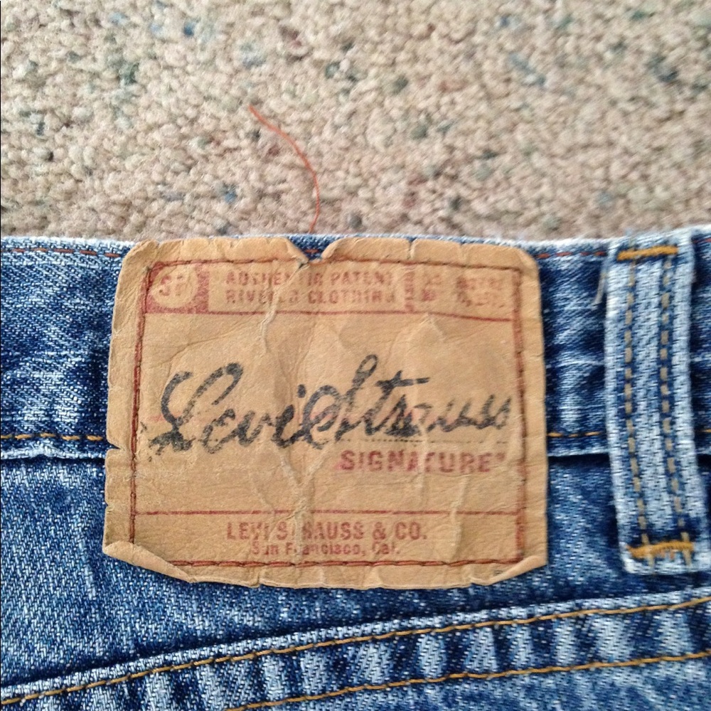 LEVI STRAUSS Distressed Denim Blue Jeans Size 34 x 34 - Picture 7 of 11